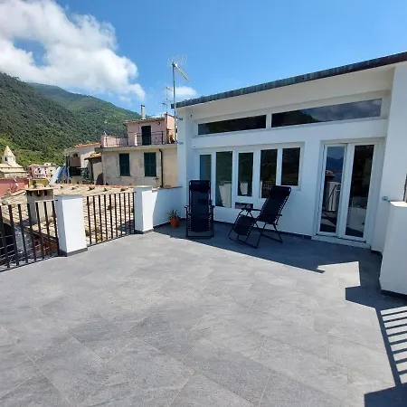 La Casa Di Zefiro Corniglia